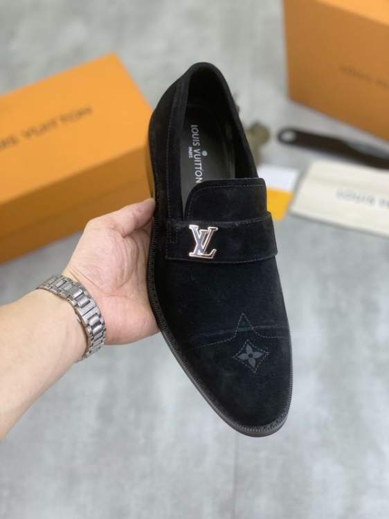 Picture of Louis Vuitton Shoes _SKULVsz38-45mnf063414381
